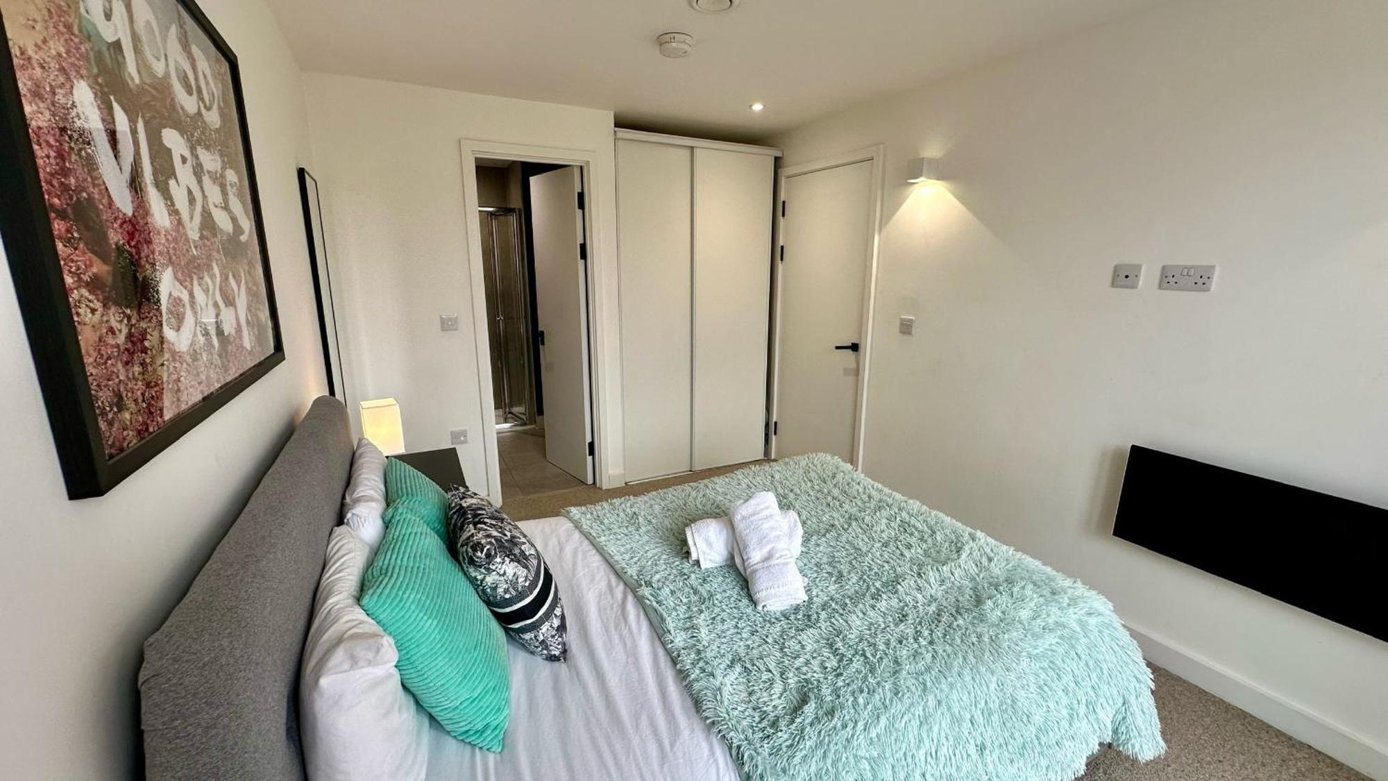 Lux Livin' Apartments - Luxury 2 Bed Apartment With Sky Garden Mánchester Exterior foto