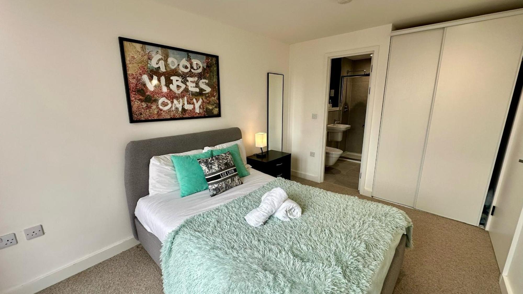 Lux Livin' Apartments - Luxury 2 Bed Apartment With Sky Garden Mánchester Exterior foto