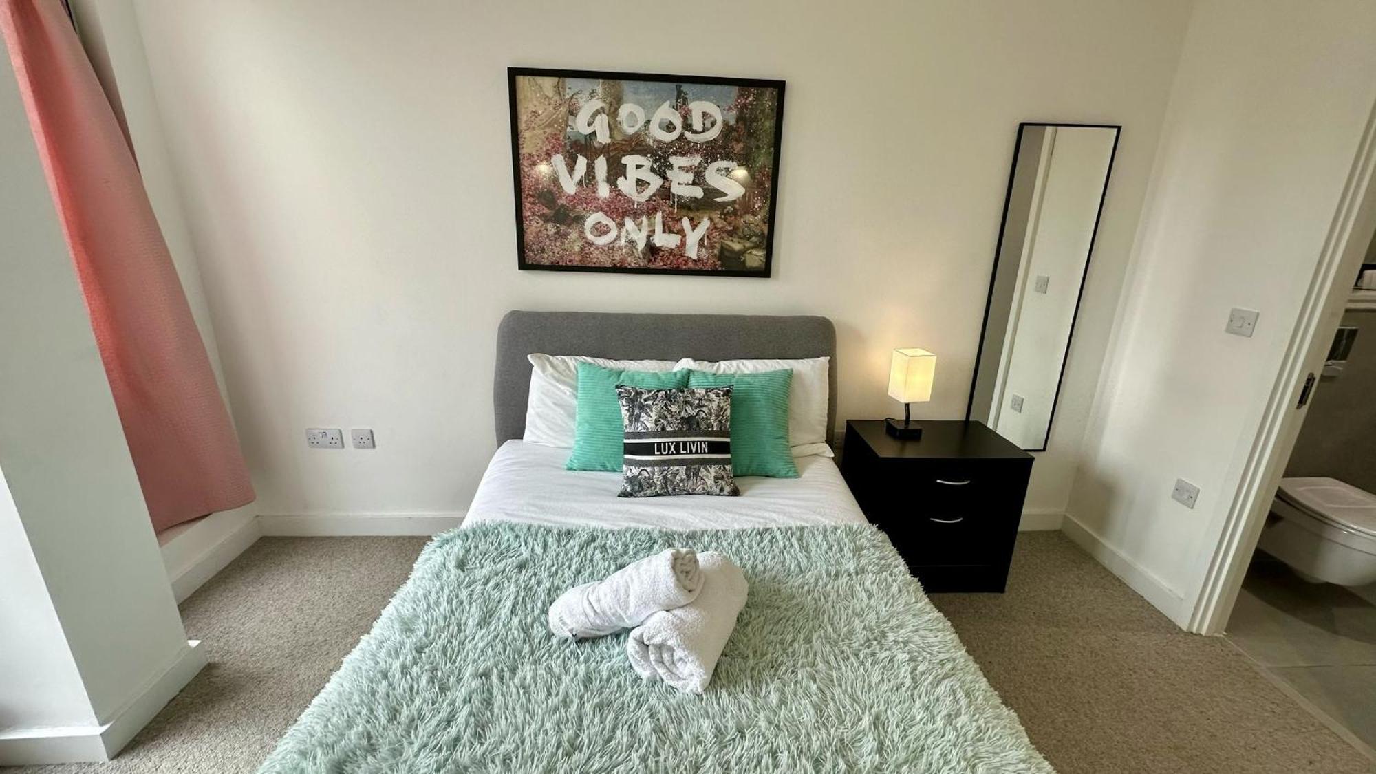 Lux Livin' Apartments - Luxury 2 Bed Apartment With Sky Garden Mánchester Exterior foto