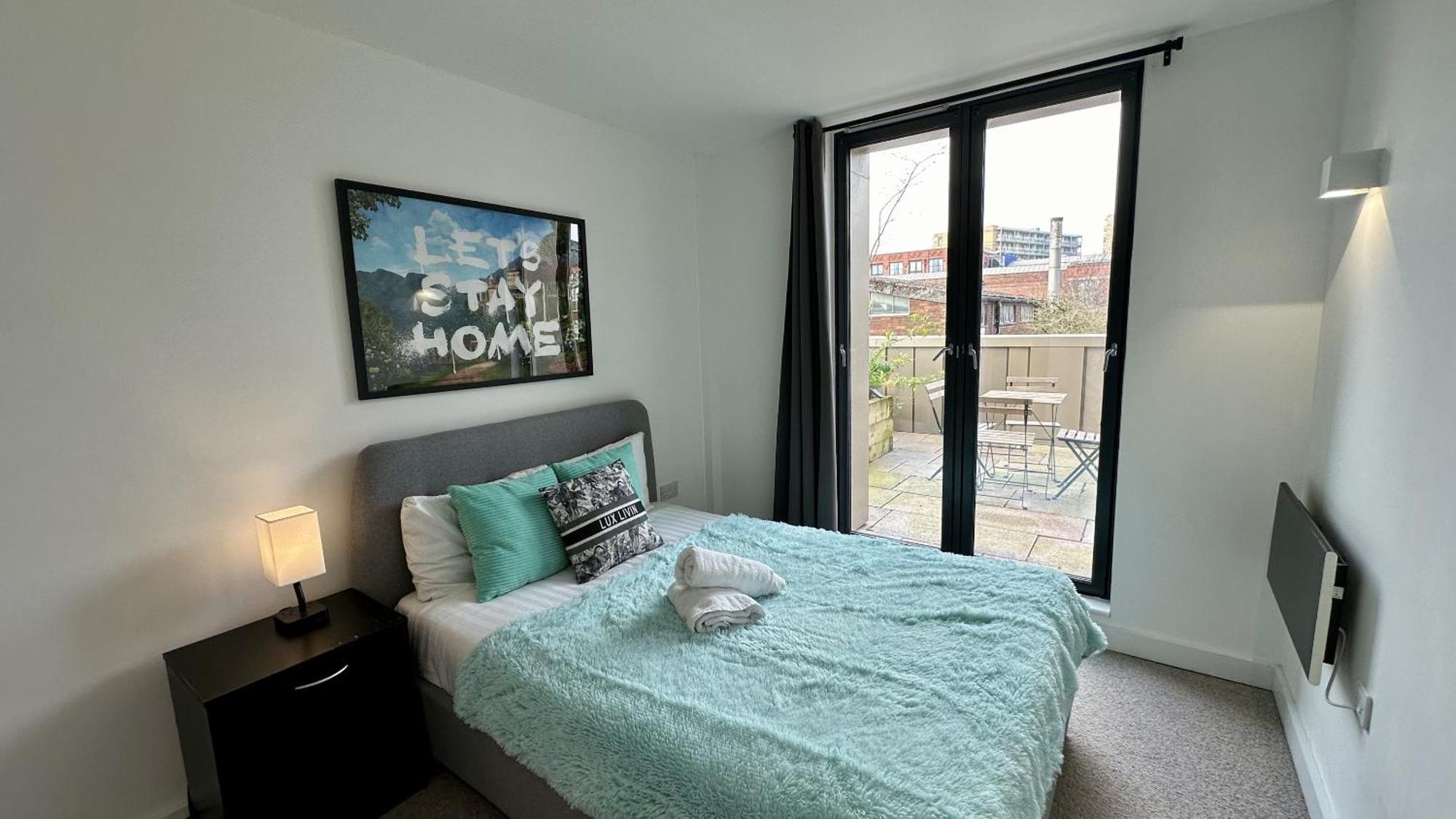 Lux Livin' Apartments - Luxury 2 Bed Apartment With Sky Garden Mánchester Exterior foto