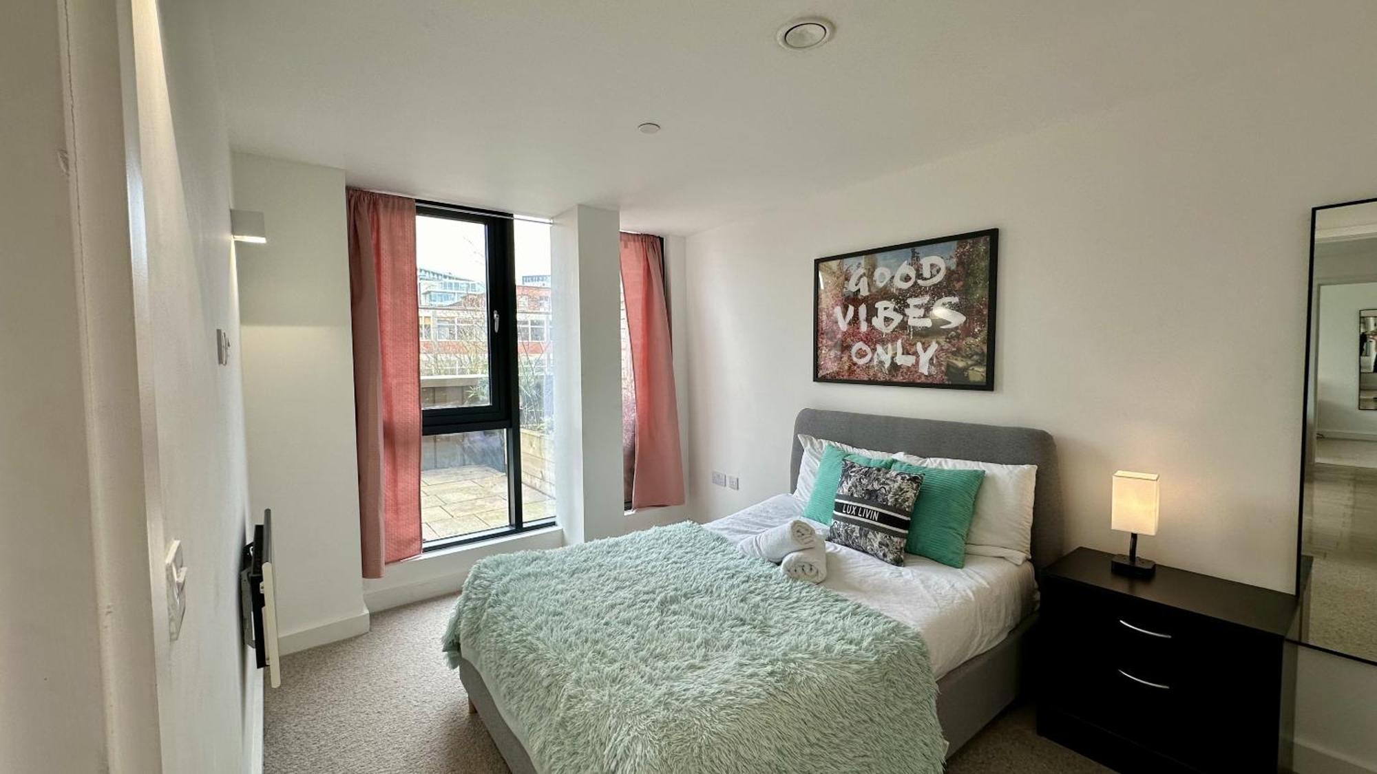 Lux Livin' Apartments - Luxury 2 Bed Apartment With Sky Garden Mánchester Exterior foto