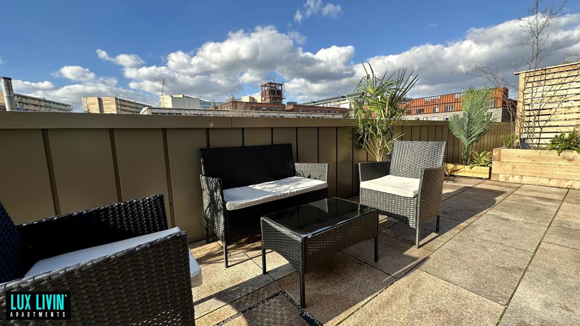Lux Livin' Apartments - Luxury 2 Bed Apartment With Sky Garden Mánchester Habitación foto