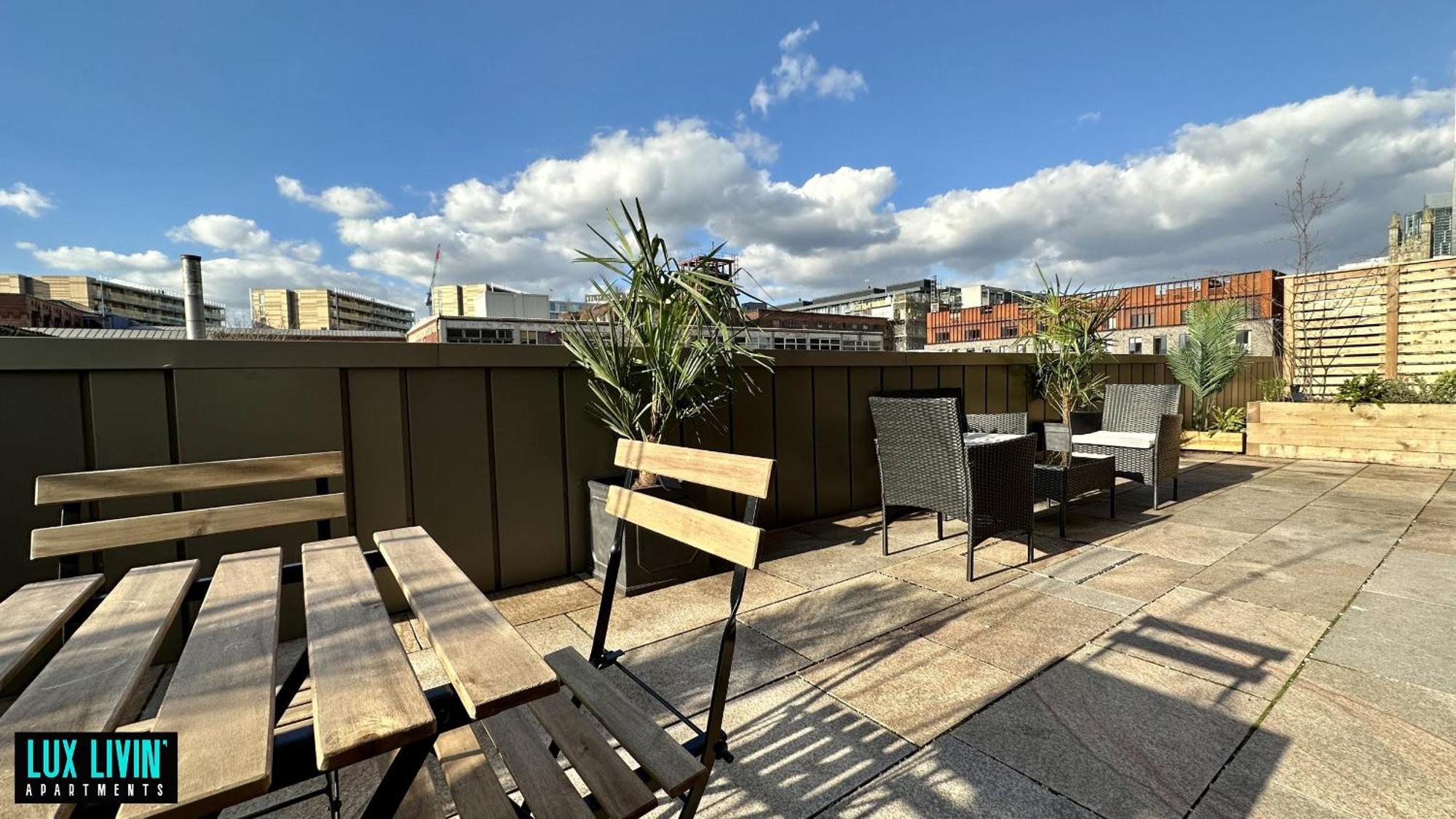 Lux Livin' Apartments - Luxury 2 Bed Apartment With Sky Garden Mánchester Habitación foto