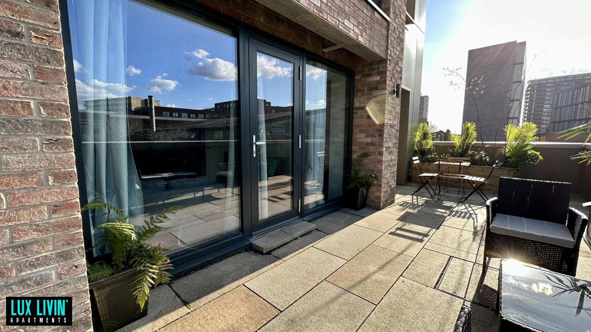 Lux Livin' Apartments - Luxury 2 Bed Apartment With Sky Garden Mánchester Habitación foto